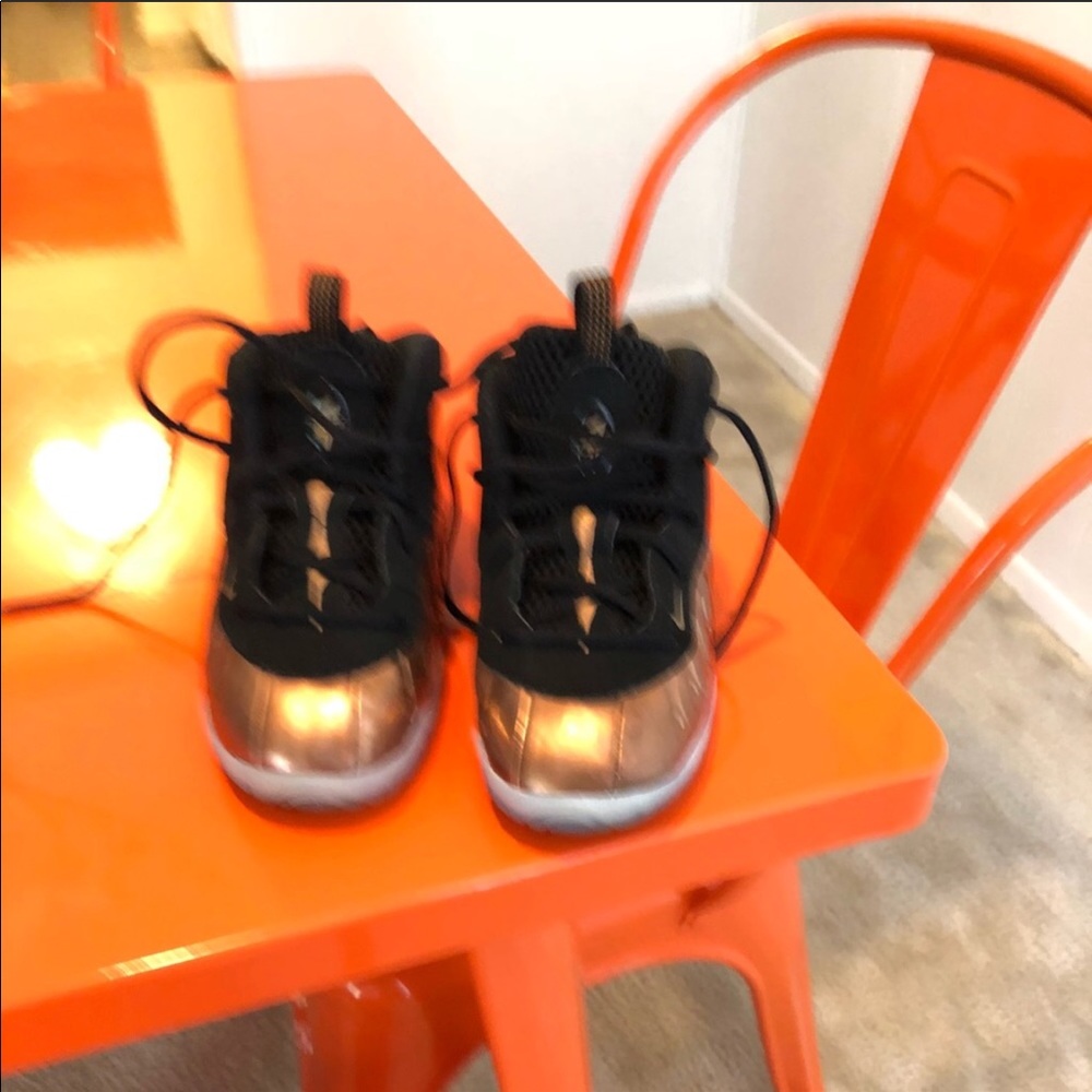 Foamposite Bronze & Black